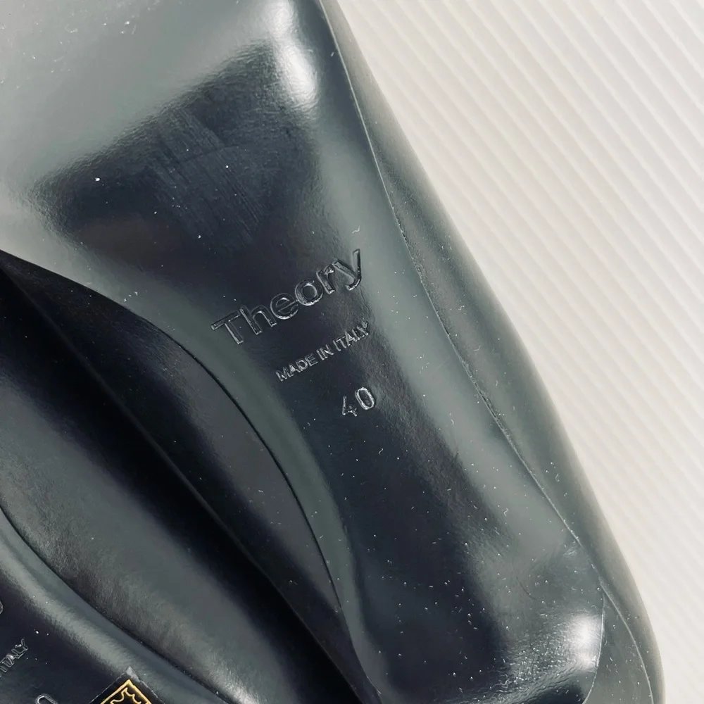 THEORY**Black Amria Calf Leather Pumps**EU 40 US 10 $355 - Picture 12 of 13